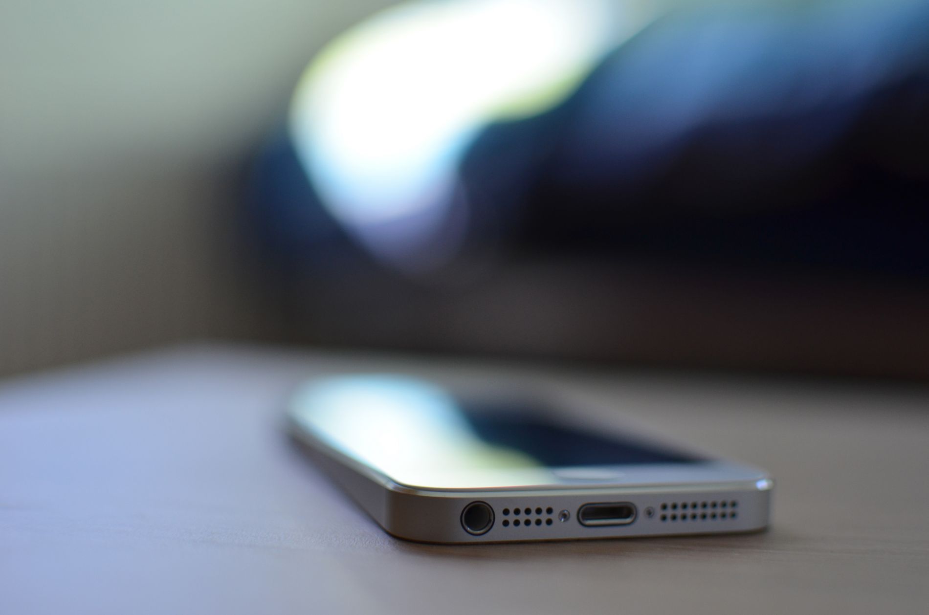 iPhone by Thom