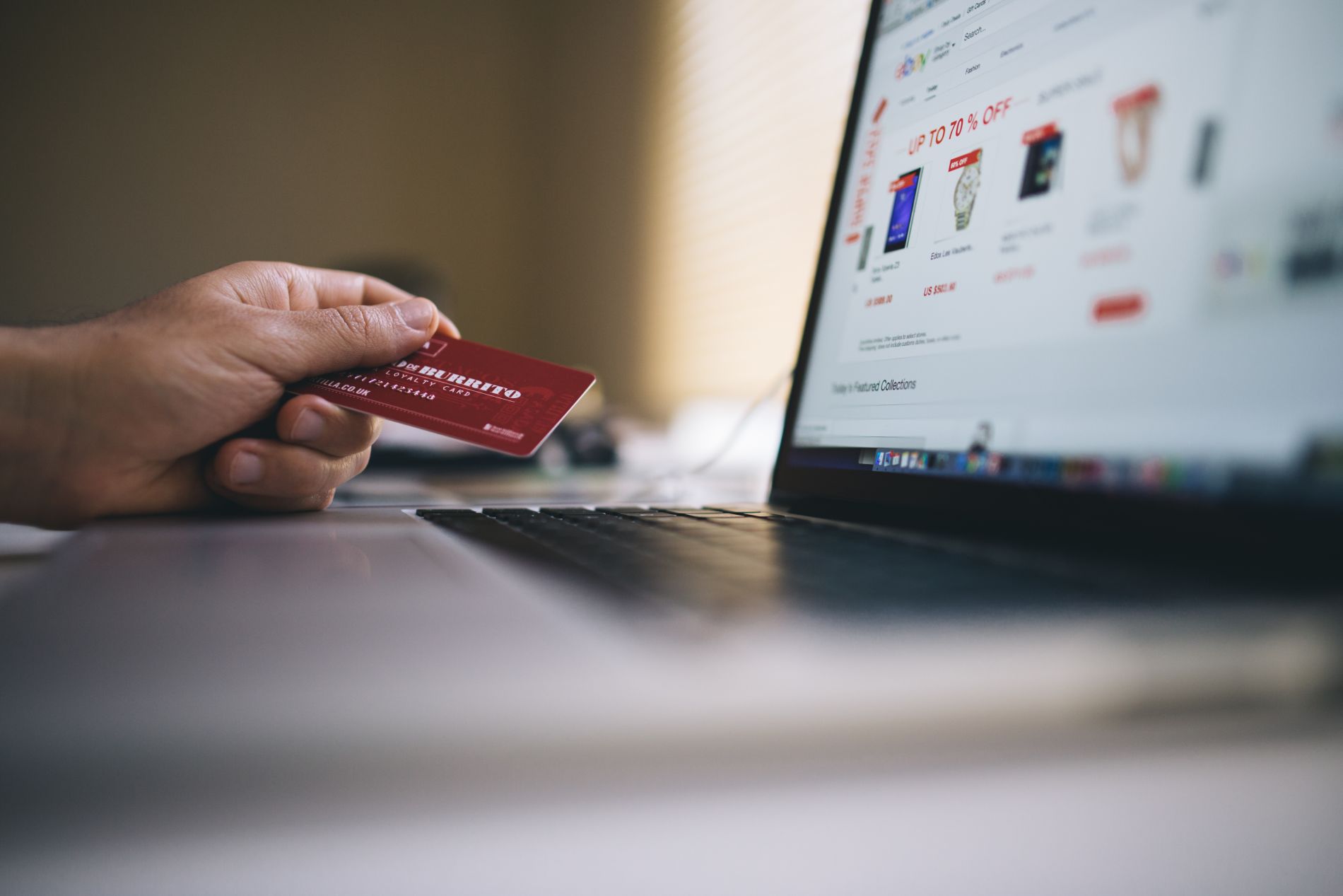 Online Shopping by Negative Space