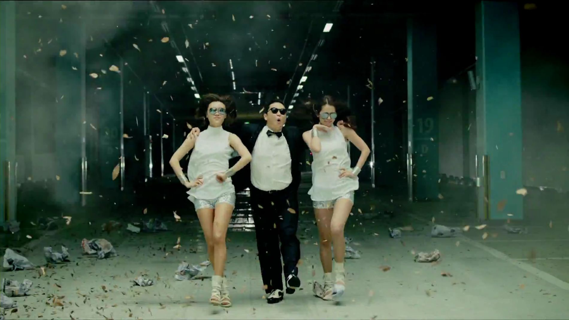Psy Gentleman And Gangnam Style Remix - Colaboratory