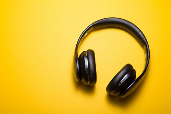 Image for Learning on the Move: Podcasts for Digital Designers